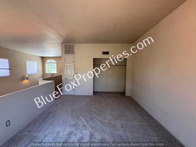 Building Photo - 231 N Ashbury Ln