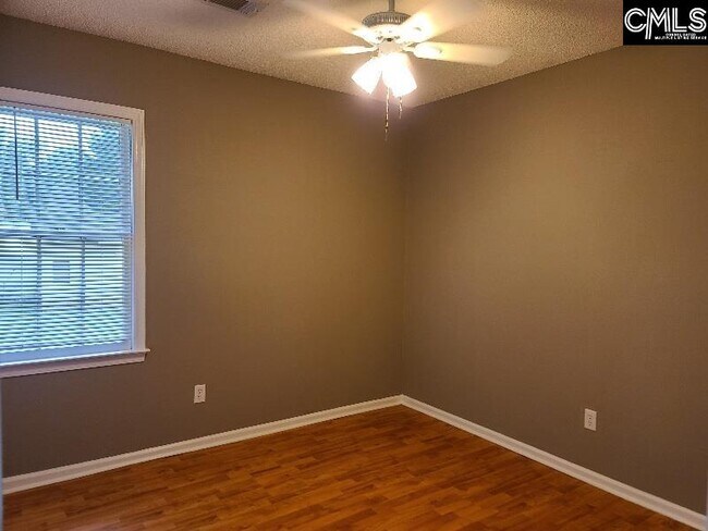 Building Photo - 124 Shawn Bay Rd