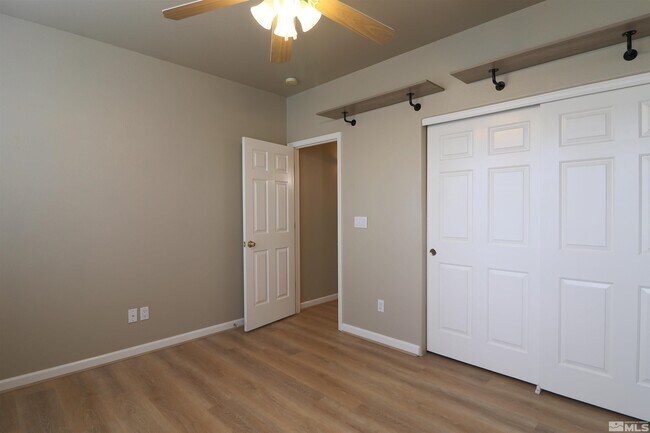 Building Photo - 690 Caughlin Glen
