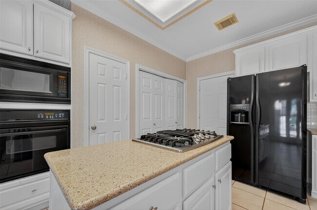 Building Photo - 13919 Aspen Cove Dr