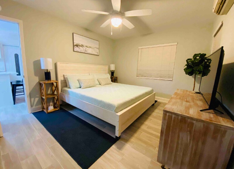 Building Photo - 154 147th Ave