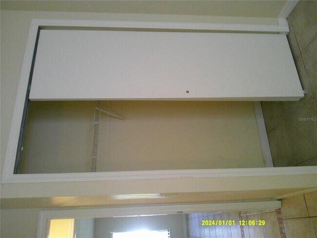 Building Photo - 818 Vermont Woods Ln