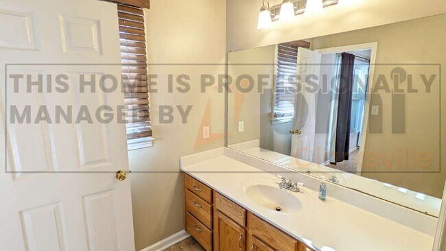 Building Photo - 2408 Shoveler Way