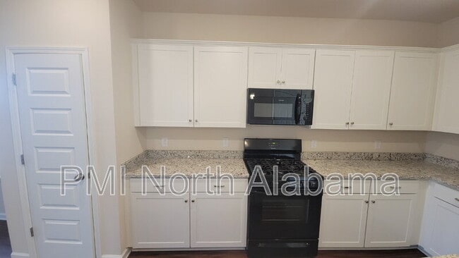 Building Photo - 13030 Lantern Pointe Wy