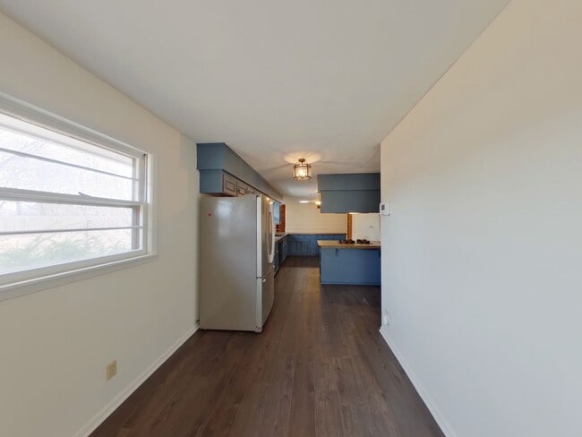 Building Photo - 7761 Killarney Ct