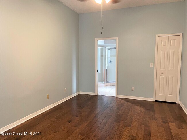 Building Photo - 7016 Hammock Trace Dr