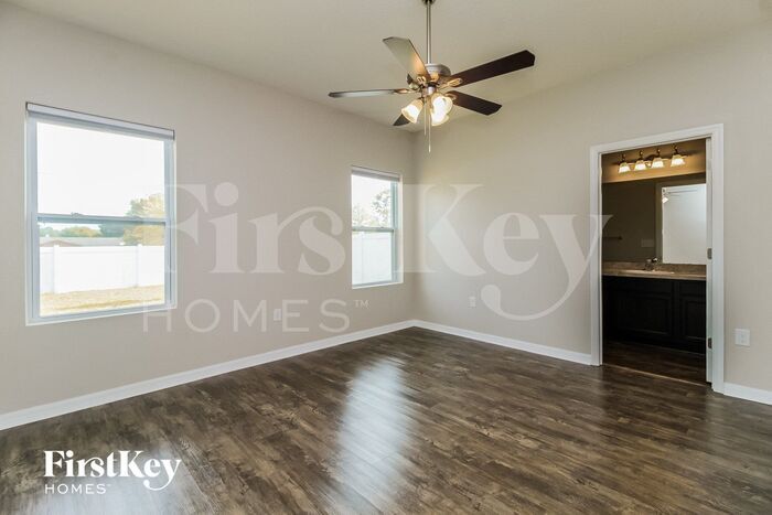 Building Photo - 3009 Nova Scotia Wy