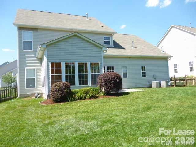 Building Photo - 2612 Sunberry Ln NW
