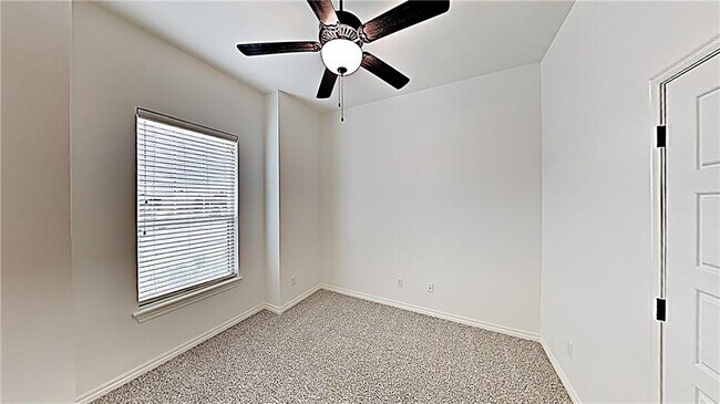 Building Photo - 14316 Limestone Ln