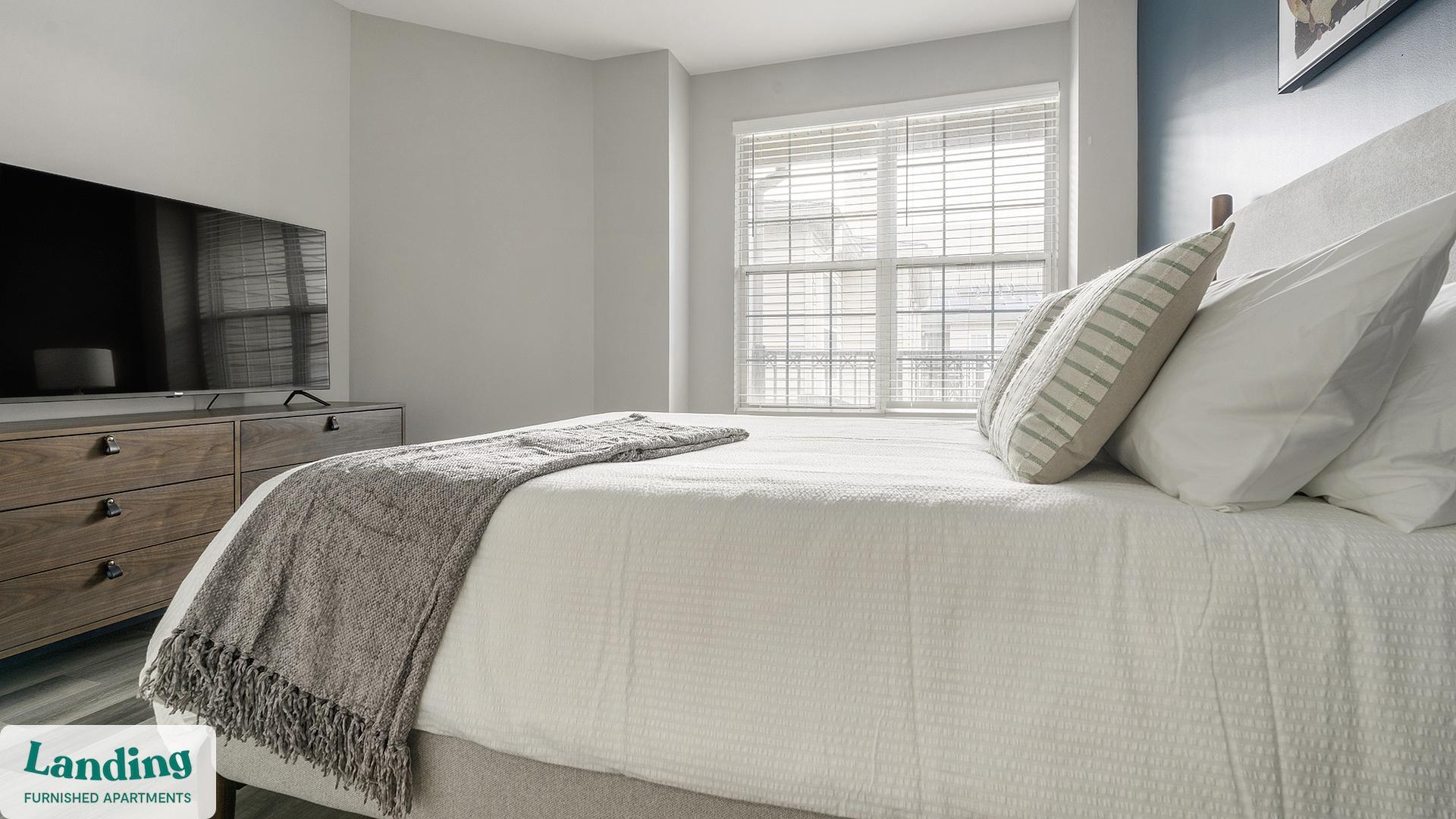 Building Photo - 302 Constitution Ave