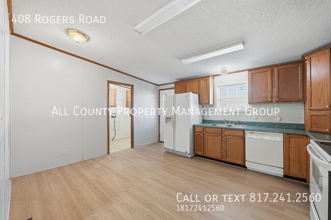 Building Photo - 408 Rogers Rd