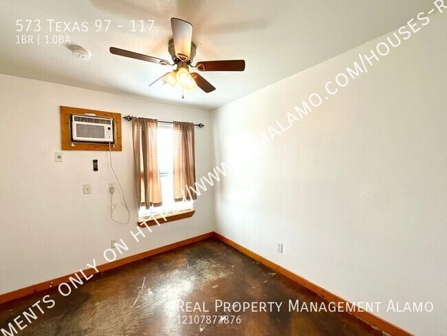 Building Photo - 573 TX-97