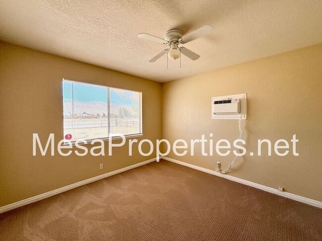 Building Photo - 21150 Nandina St