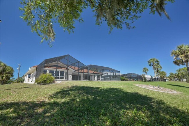 Building Photo - 108 McCabe St