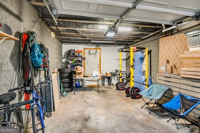 Building Photo - 96 Ardmore Pl NW