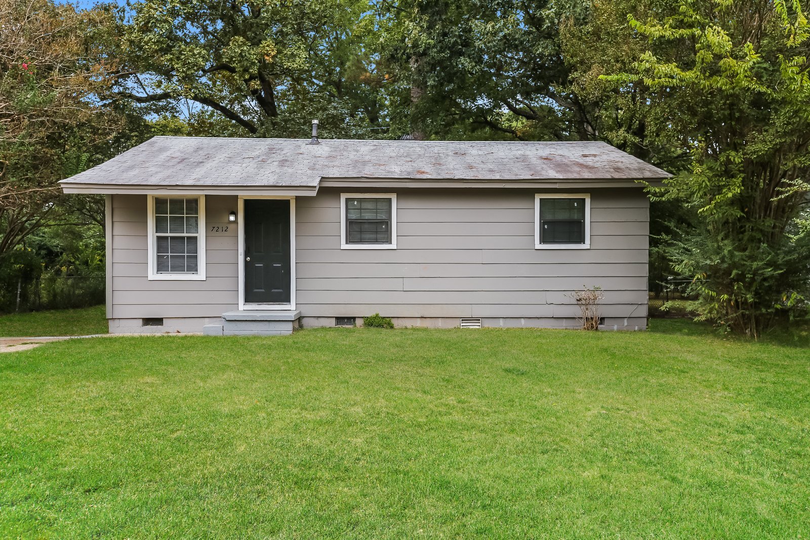 Building Photo - 7212 Knollwood Rd