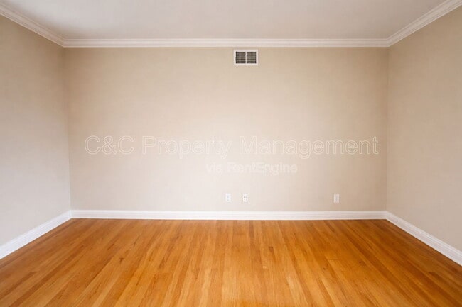 Building Photo - 7132 Bark Ln