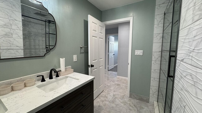 Building Photo - 6843 E Loma Land Dr