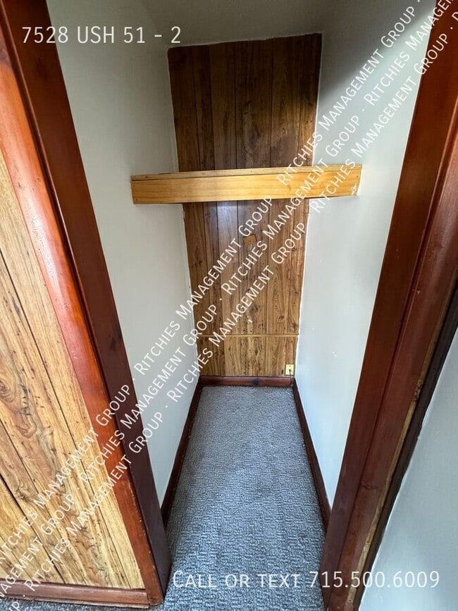 Building Photo - 7528 USH 51-2