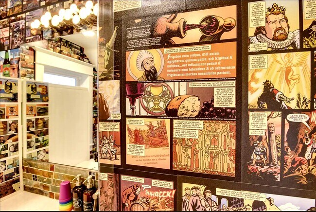 Building Photo - 6625 Amherst N St