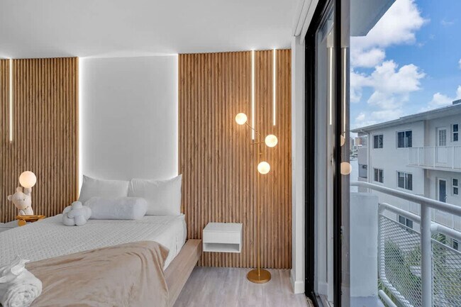 Building Photo - 468 Golden Isles Dr