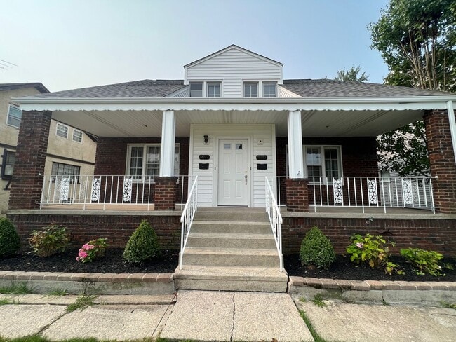 Primary Photo - 19277 Dorothy Ave