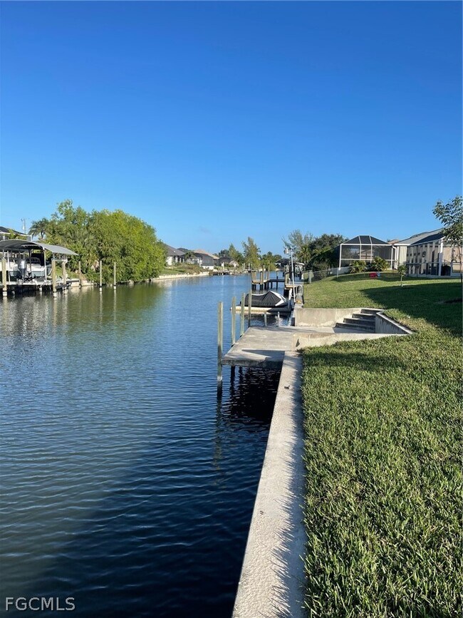 Building Photo - 3534 SW 17th Ave