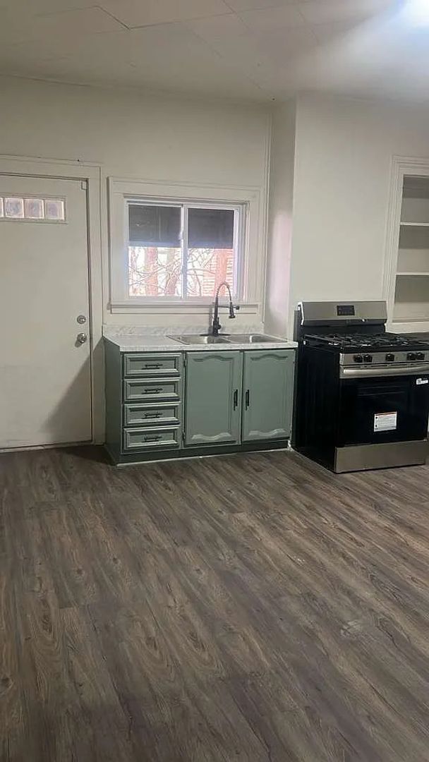 Building Photo - A Comfortable 3BR home in Pittsburgh