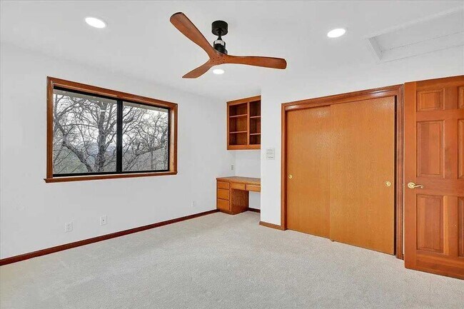 Building Photo - Large 4-bedroom Remodeled home in Lake Wildwood, Penn Valley, CA 95946