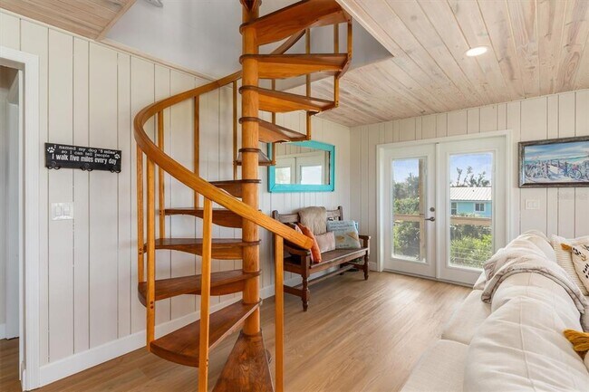 Building Photo - 9498 Alborado Rd