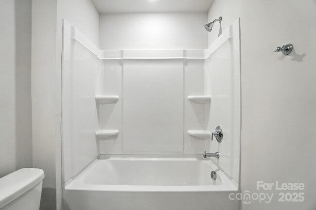 Building Photo - 1741 Braemar Vlg Dr