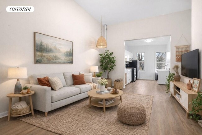 Building Photo - 190 Stockholm St