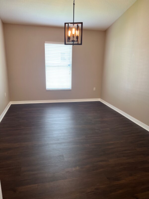 Building Photo - 3821 Covington Ln