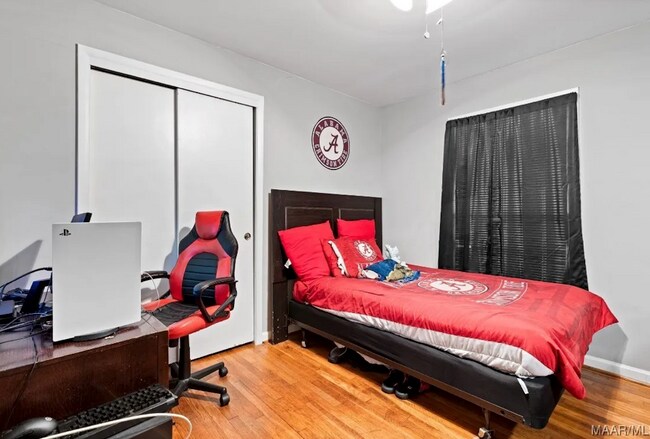 Building Photo - 1152 Woodbridge Dr