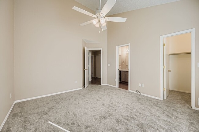 Building Photo - 4625 Double Lasso Ct