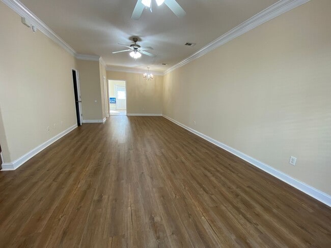 Building Photo - 502 Bradwell St