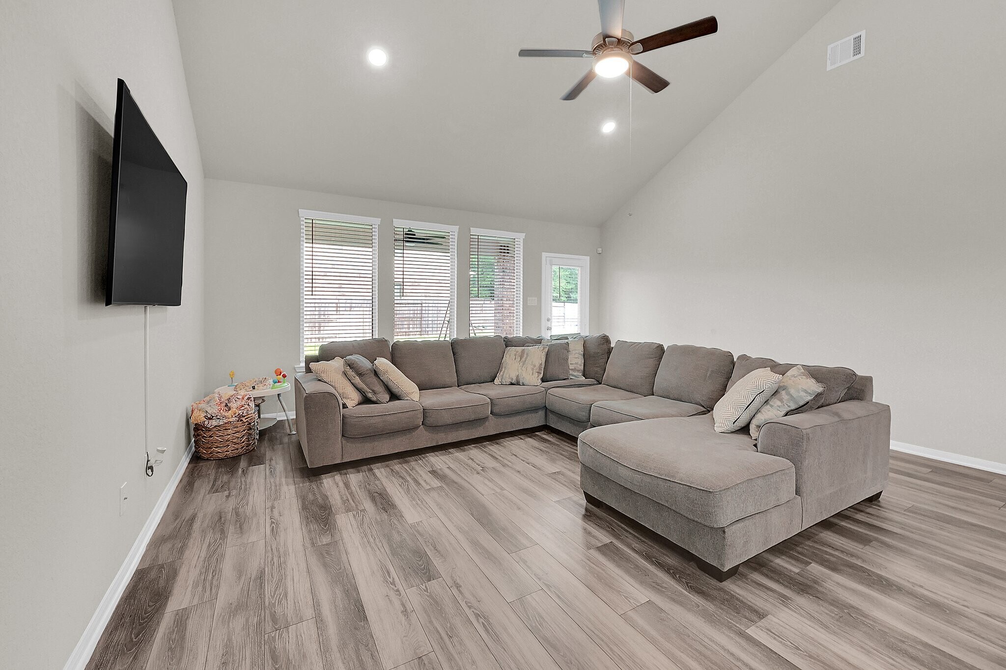 Building Photo - 18803 Pancaldo Ct