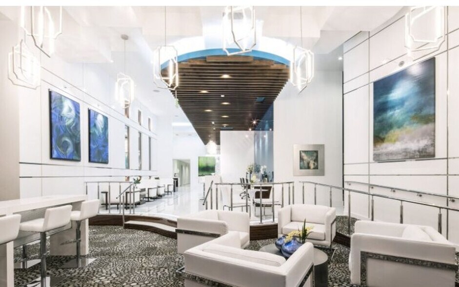 Building Photo - 3380 Peachtree Rd NE