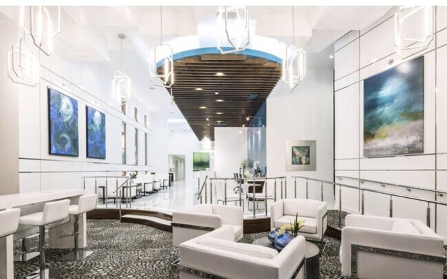 Building Photo - 3380 Peachtree Rd NE