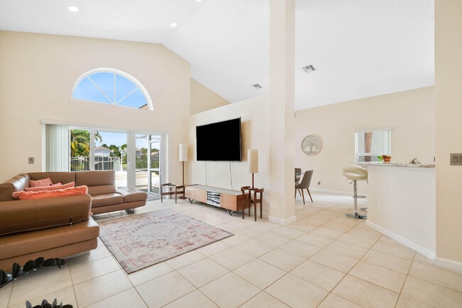 Building Photo - 7384 Ashley Shores Cir