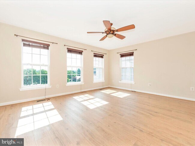 Building Photo - 1868 Monocacy View Cir