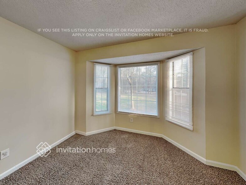 Building Photo - 235 Township Dr