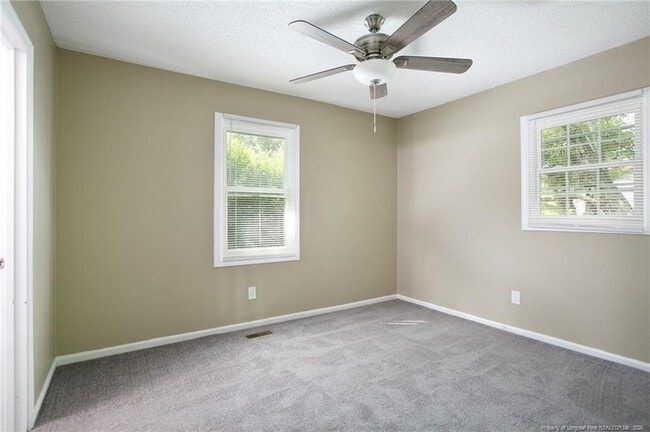 Building Photo - 912 Spellman Dr