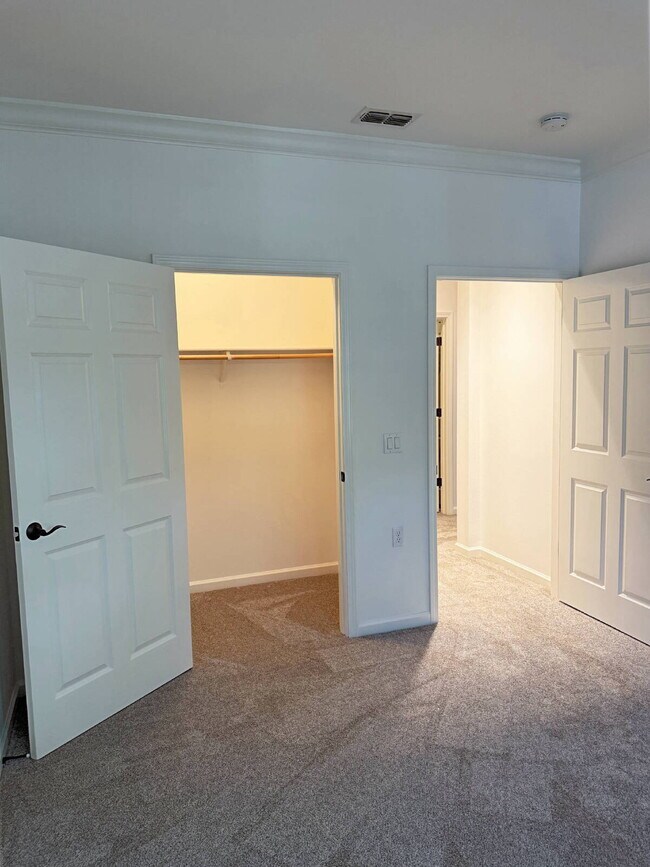 Building Photo - Eastside Sonoma | Single-Level Living Near the Plaza