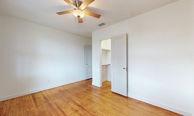 Building Photo - Pristine Neptune Beach Remodel: 2 Blocks to the Sand and Walkable to Everything!