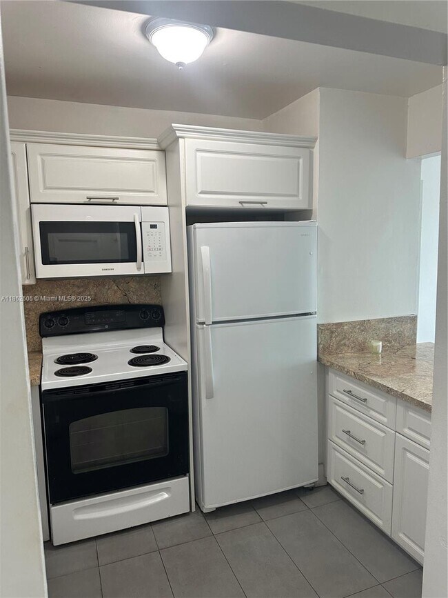 Building Photo - 3536 NE 168th St