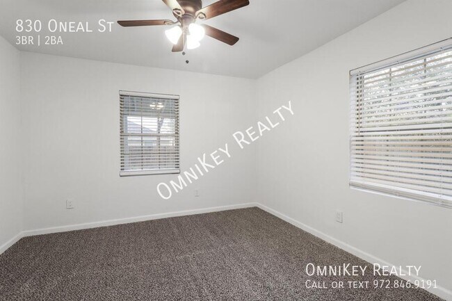Building Photo - 830 Oneal St