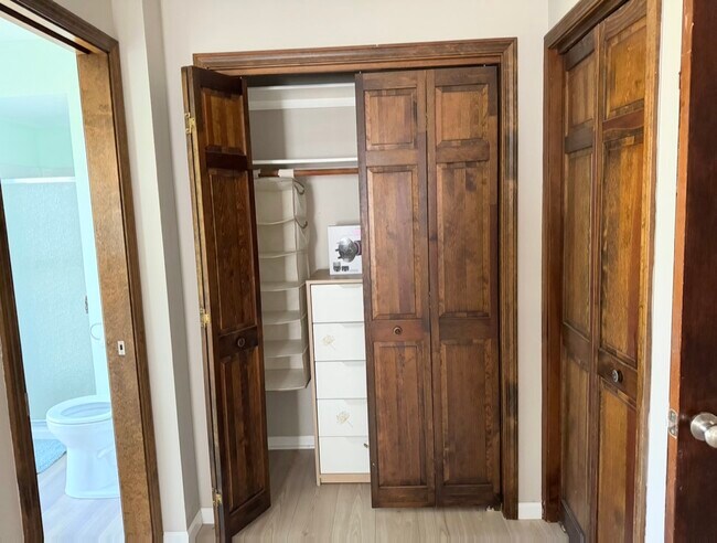 Building Photo - 61 Southgate Course