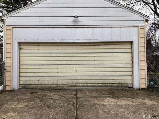 Building Photo - 17904 Harman St