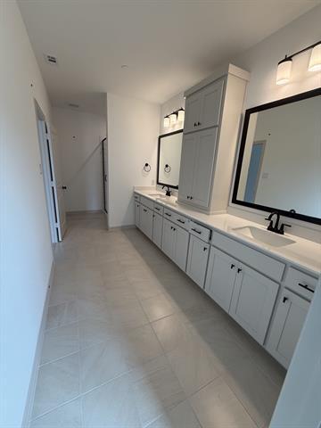 Building Photo - 15832 Millwood Trl